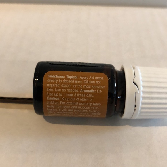 Young Living copaiba 5ml - Picture 3 of 3